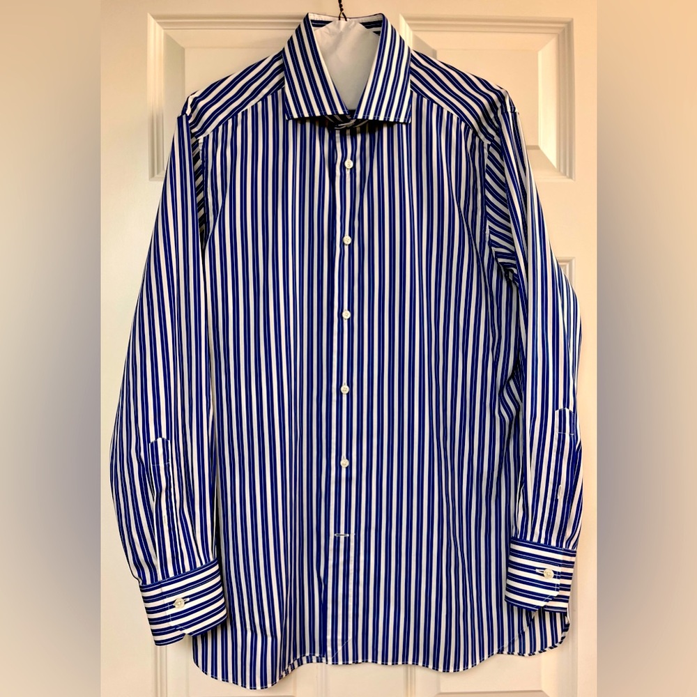 Men’s Zegna size L (16.5x33) dress shirt. Amazing quality and style.